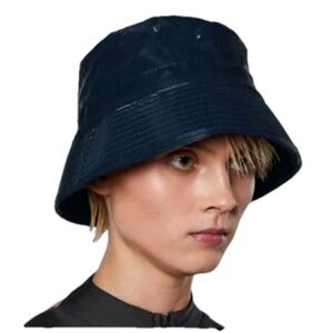 RAINS bucket hat in INK NWT